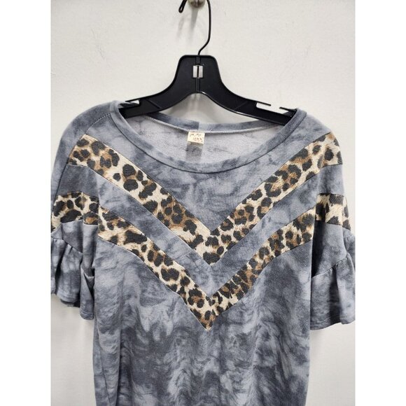 7th Ray Womens Top Medium Gray Tie Dye Animal Print Detail Soft Knit Bell Sleeve - Picture 2 of 8